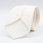 Cruciani &amp; Bella Tie
100% Silk Grenadine Garza Grossa

Unlined
Plain White Tie
Handmade in Italy
8 cm x 150 cm

#9502