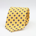 Cruciani &amp; Bella Tie
Handmade and Printed in Italy
Unlined
Hand Rolled
Blue, Light Blue and Red Tie
100% Printed Madder Silk
8 X 150 Cm
#9531