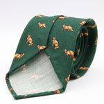 Cruciani &amp; Bella
Printed and Handmade in Italy
100% Wool
Unlined
Green Tie with Light Brown Fox pattern
8 cm x 150 cm
#9863