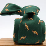 Cruciani &amp; Bella
Printed and Handmade in Italy
100% Wool
Unlined
Green Tie with Light Brown Fox pattern
8 cm x 150 cm
#9863