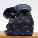 Holliday &amp; Brown for Cruciani &amp; Bella
100% Printed Wool
Self-Tipped

Blue with Pheasants motif tie
Handmade in Italy

8 cm x 150 cm
#9643