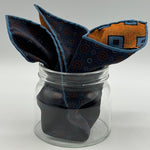 Cruciani &amp; Bella
Hand-rolled&nbsp;&nbsp;
100% Madder Silk
Denim Blue, Orange, Brown and Light Blue
Motif Pocket Square
Double Faces
Made in Italy
33 cm X 33 cm