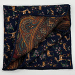 Cruciani &amp; Bella
Hand-rolled&nbsp;&nbsp;

100% Wool
Dark Blue, Pink and Brown
Double Faces
Woodland Motif&nbsp; Pocket Square
Handmade in Italy

33 cm X 33 cm
