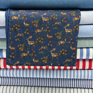 Cruciani &amp; Bella
Hand-rolled&nbsp;&nbsp;

100% Wool
Olimpic Blue, Brown, Red Wine Yellow
Double Faces
Woodland and Paisley Motif&nbsp; Pocket Square
Handmade in Italy

33 cm X 33 cm