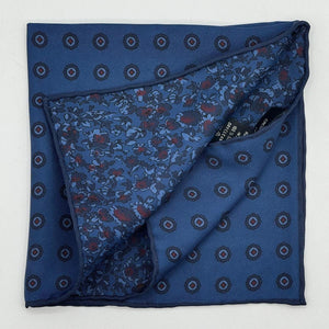 Holliday &amp; Brown for Cruciani &amp; Bella
Hand-rolled&nbsp;&nbsp;

100% Silk
Light Blue, Blue and Red
Double Faces
Motif&nbsp; Pocket Square
Handmade in Italy

32 cm X 32 cm