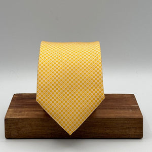 Cruciani &amp; Bella
100% Printed Silk&nbsp;
Tipped
Yellow, White Optical Motif
Handmade in Italy
8,5 cm x 148 cm
New Old Stock