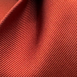 Cruciani &amp; Bella
100% Silk&nbsp;
Tipped
Rust Plain Tie
Handmade in Italy
8,5 cm x 148 cm
New Old Stock