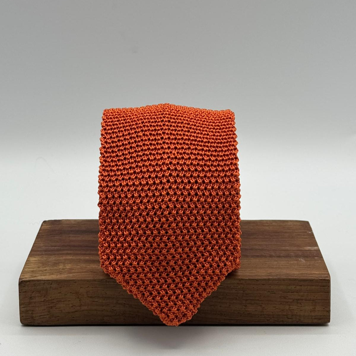 Cruciani &amp; Bella
100% Silk
Knitted Pointed Tie

Orange Plain
Handmade in Italy
8 cm x 147 cm
New Old Stock