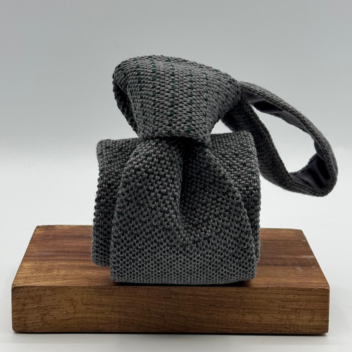 N.O.S. Cruciani & Bella - Knitted Pointed Lambswool and Silk - Grey, Green Pin Ponit Tie #9237