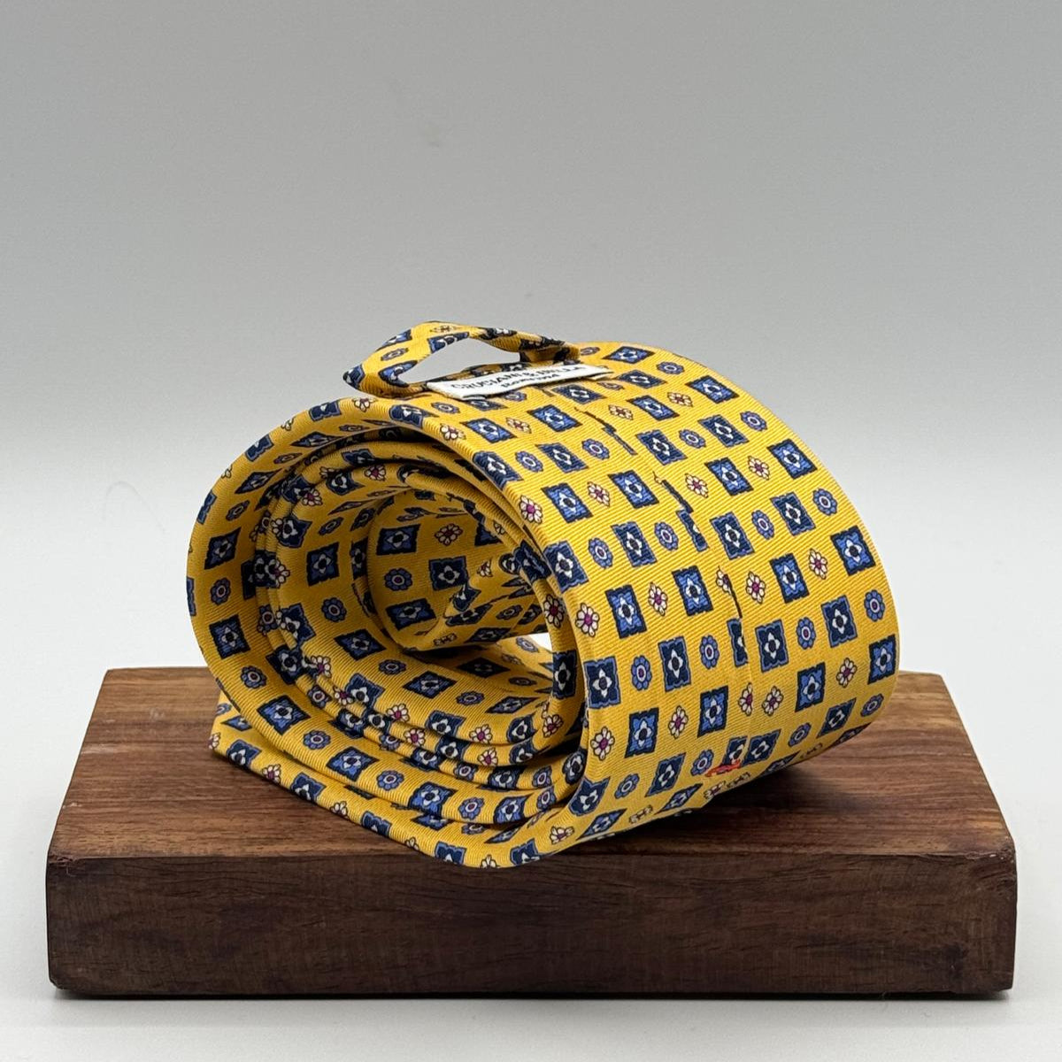 N.O.S. Cruciani & Bella - Printed Silk - Yellow, Blue, Light Blue,White and Red Motif Tie #9318