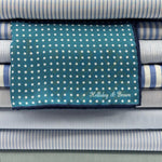 Holliday &amp; Brown
Hand-rolled&nbsp;&nbsp;
Holliday &amp; Brown for Cruciani &amp; Bella
100% Silk
Octanium and White
Double Faces
Dots and Pied de Poule Motif&nbsp; Pocket Square
Handmade in Italy

32 cm X 32 cm