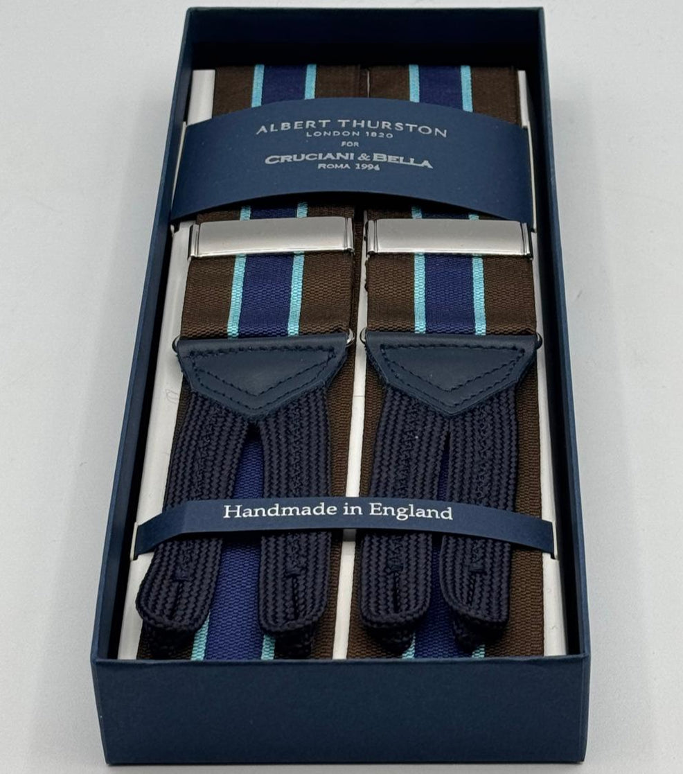 Albert Thurston for Cruciani &amp; Bella
Made in England
Adjustable Sizing
40 mm Woven Barathea&nbsp;
Brown, Blue and Light Blue Stripes&nbsp; Motif&nbsp; Braces
Y-Shaped
Nickel Fittings
Size Multifit Adjustable&nbsp;Length:&nbsp;115cm (= 45 inch) Maximum