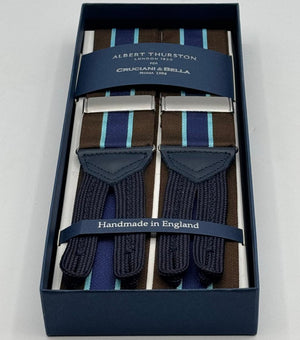 Albert Thurston for Cruciani &amp; Bella
Made in England
Adjustable Sizing
40 mm Woven Barathea&nbsp;
Brown, Blue and Light Blue Stripes&nbsp; Motif&nbsp; Braces
Y-Shaped
Nickel Fittings
Size Multifit Adjustable&nbsp;Length:&nbsp;115cm (= 45 inch) Maximum