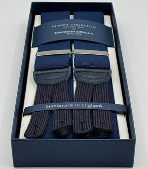 Albert Thurston for Cruciani &amp; Bella
Made in England
Adjustable Sizing
35 mm elastic&nbsp; braces
Navy Blue Plain
Braid ends
Y-Shaped
Nickel Fittings
Size Multifit Adjustable&nbsp;Length:&nbsp;115cm (= 45 inch) Maximum