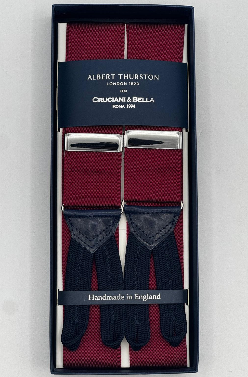 Albert Thurston for Cruciani &amp; Bella
Made in England
Adjustable Sizing
40 mm Woven Barathea&nbsp;
Wine Plain braces
Braid ends
Y-Shaped
Nickel Fittings
Size Multifit Adjustable&nbsp;Length:&nbsp;115cm (= 45 inch) Maximum