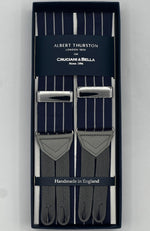 Albert Thurston for Cruciani &amp; Bella
Made in England
Adjustable Sizing
40 mm Woven Barathea&nbsp;
Bleu and White Stripes Braces
Braid ends
Y-Shaped
Nickel Fittings
Size Multifit Adjustable&nbsp;Length:&nbsp;115cm (= 45 inch) Maximum