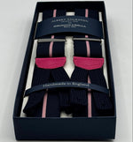 Albert Thurston for Cruciani &amp; Bella
Made in England
Adjustable Sizing
35 mm elastic Blue and Pink Stripe braces
Braid ends
Y-Shaped
Nickel Fittings
Size Multifit Adjustable&nbsp;Length:&nbsp;115cm (= 45 inch) Maximum