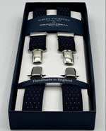 Albert Thurston for Cruciani &amp; Bella

Made in England
Clip on
Adjustable Sizing
25 mm elastic braces
Blue whit White Dots
X-Shaped
Nickel Fittings
Size Multifit Adjustable&nbsp;Length:&nbsp;115cm (= 45 inch) Maximum