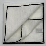 Cruciani &amp; Bella
60%Linen 40% Cotton
Hand-rolled&nbsp; -&nbsp; Pocket Square
White and Black
Handmade in Italy

33 cm X 33 cm