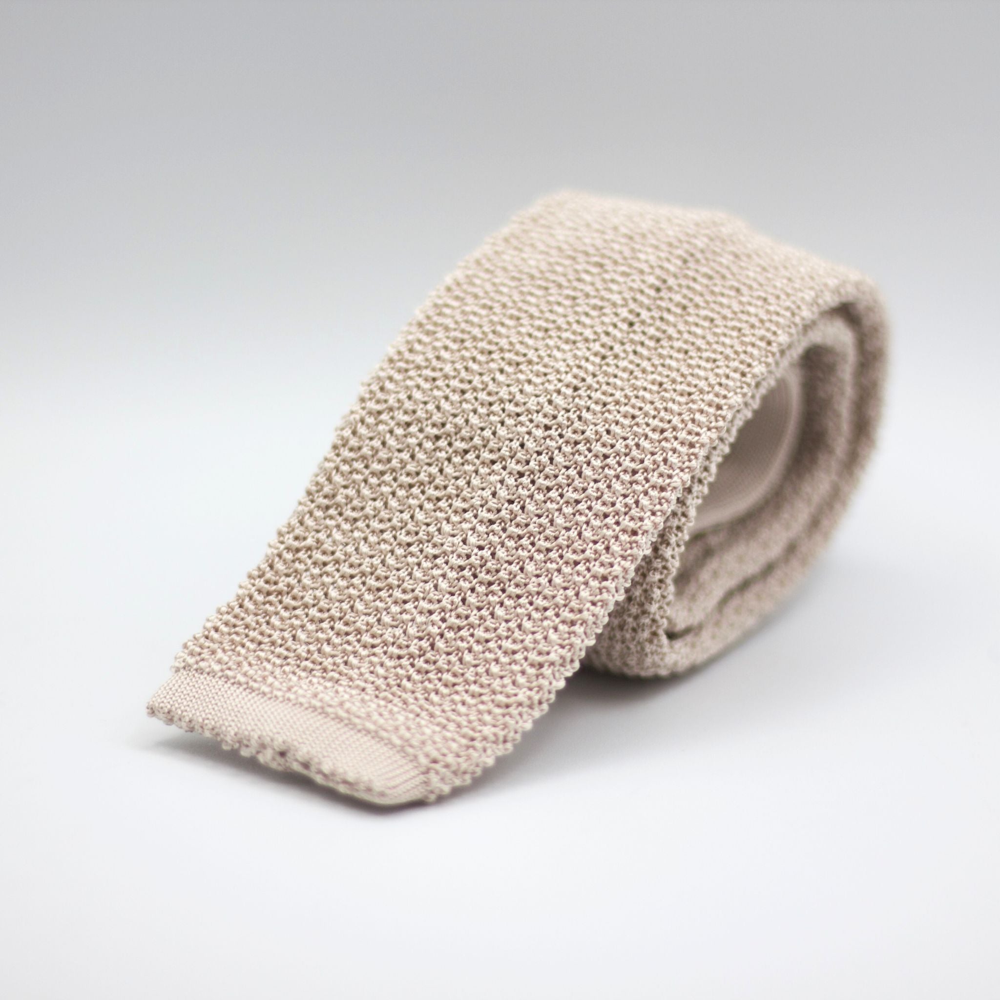Cruciani & Bella - Knitted Silk - Light Beige Solid Tie