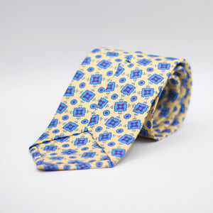 Cruciani &amp; Bella 100% Printed Silk Silk Made in England&nbsp; Self-tipped Light Yellow, Blue and Purple Motif Tie 8 cm x 150 cm Handmade in &nbsp;England