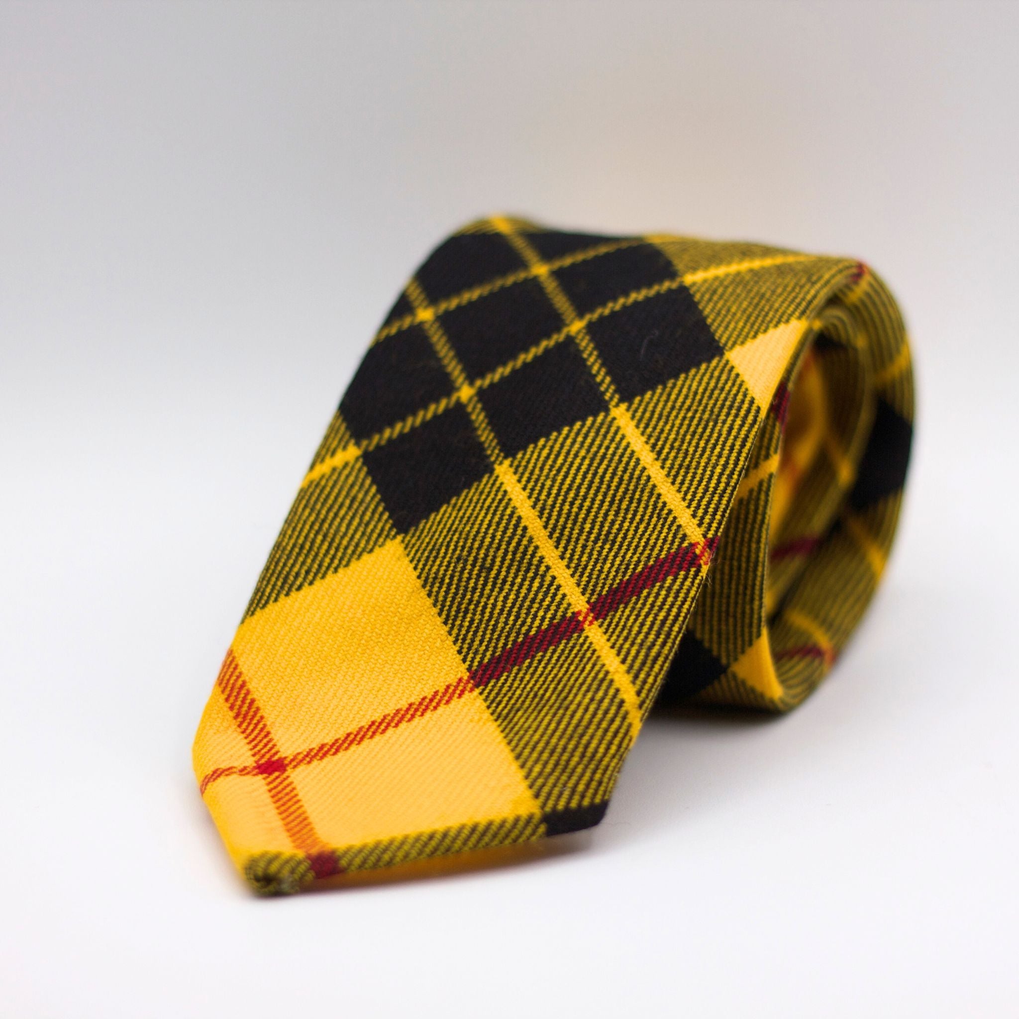 Cruciani & Bella 100% Italian Woven Wool Tartan Unlined Hand rolled blades MacLeod Dress Modern Tartan Tie Handmade in Italy 8 cm x 150 cm