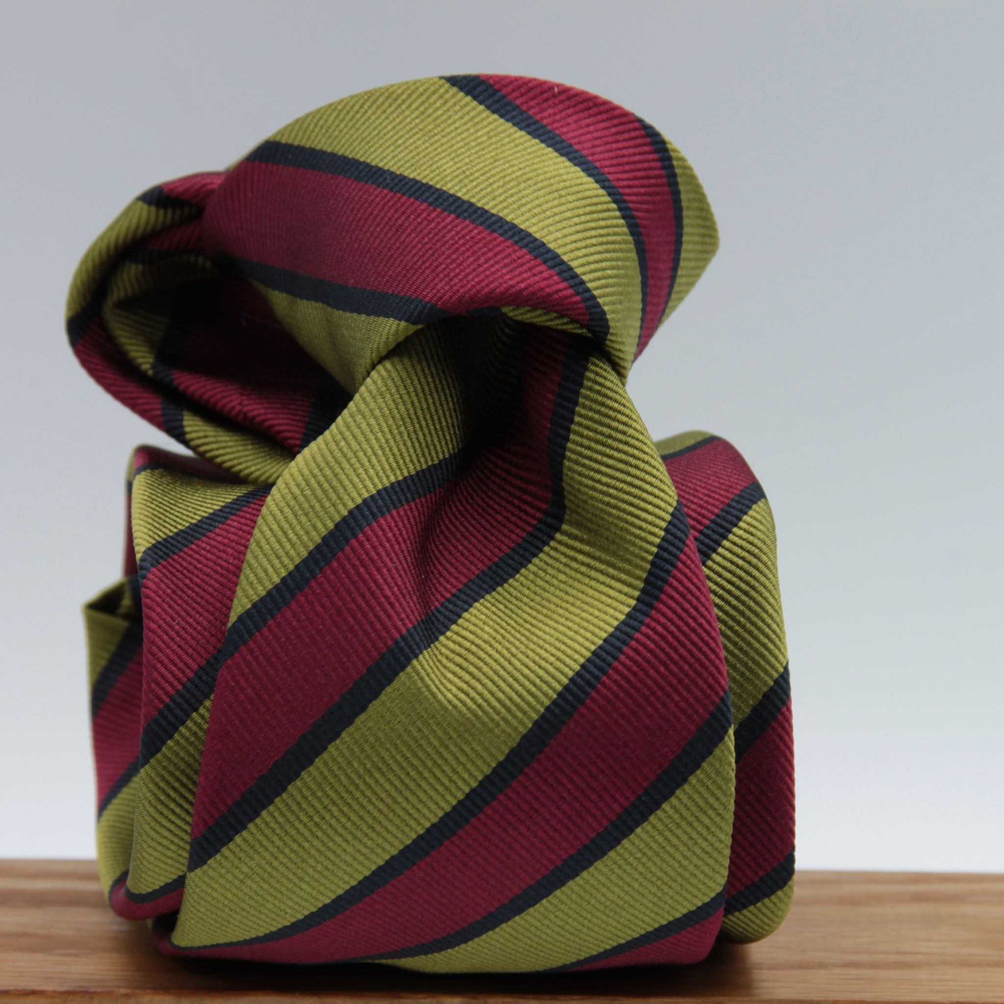 Cruciani & Bella 100% Silk Jacquard  Self Tipped Regimental "Machine Gun Corps" Olive Green, Red and Black stripes tie Handmade in Italy 8 cm x 148 cm #5697