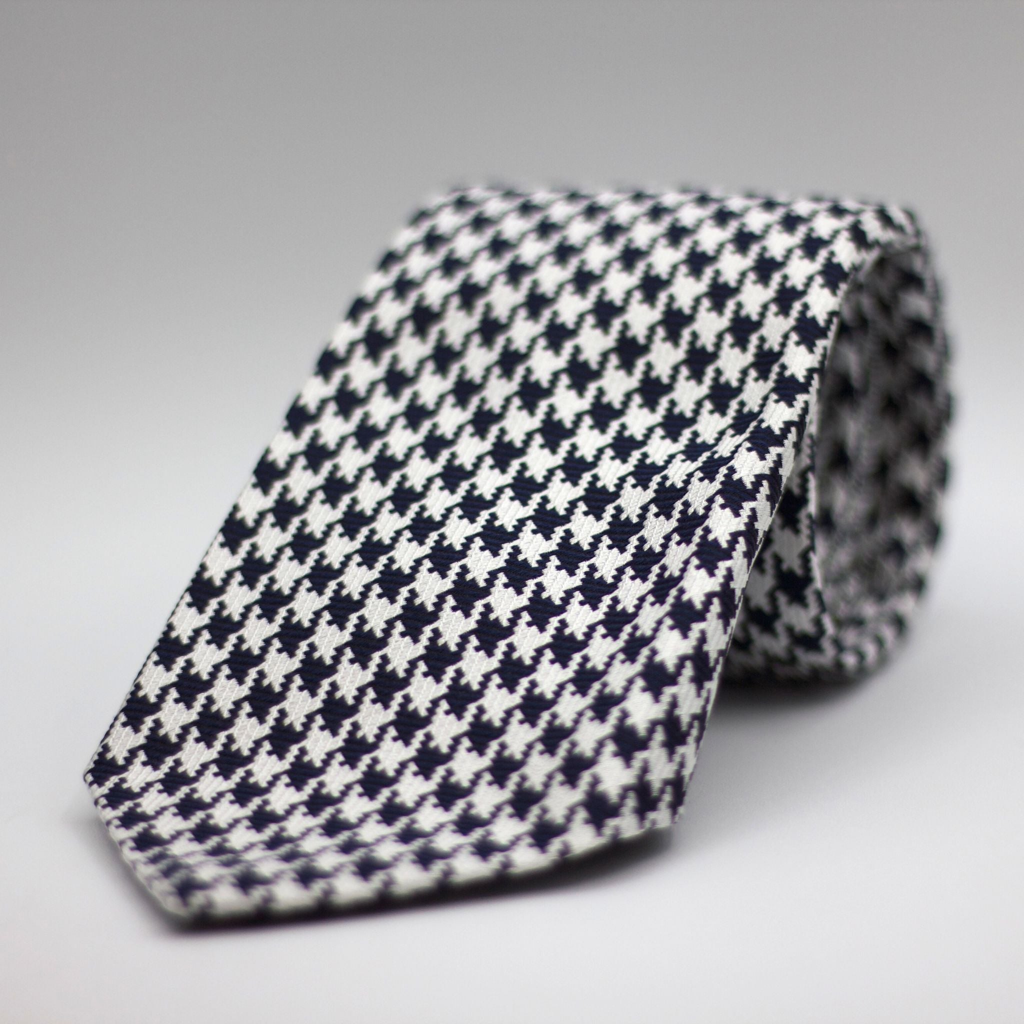 Cruciani & Bella 100% silk Tipped 3-Folds High Navy HoundstoothTie Handmade in Como, Italy 8 cm x 150 cm