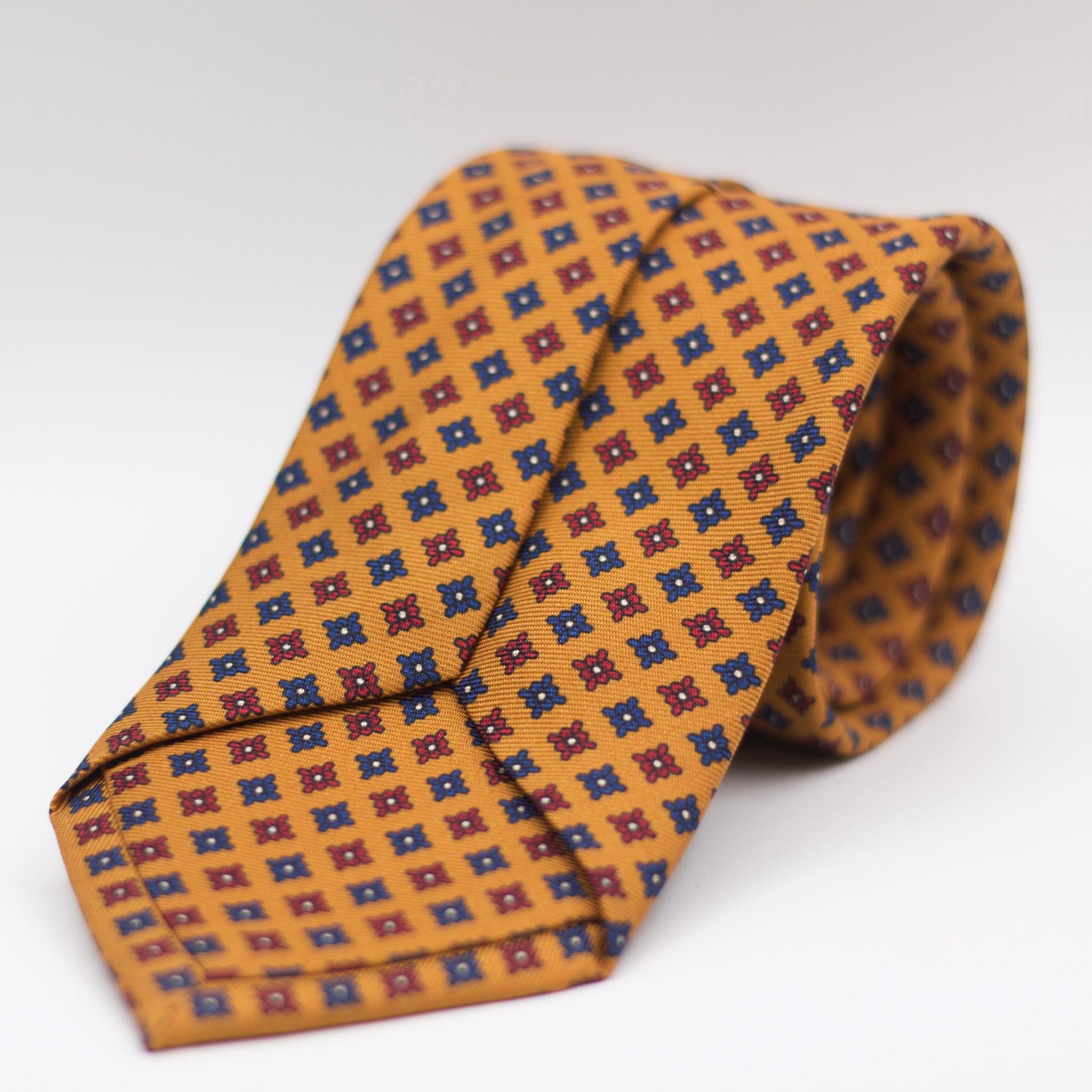 Holliday & Brown for Cruciani & Bella 100% Printed Silk Self-Tipped Orange, Blue and Red motif tie Handmade in Italy 8 cm x 150 cm