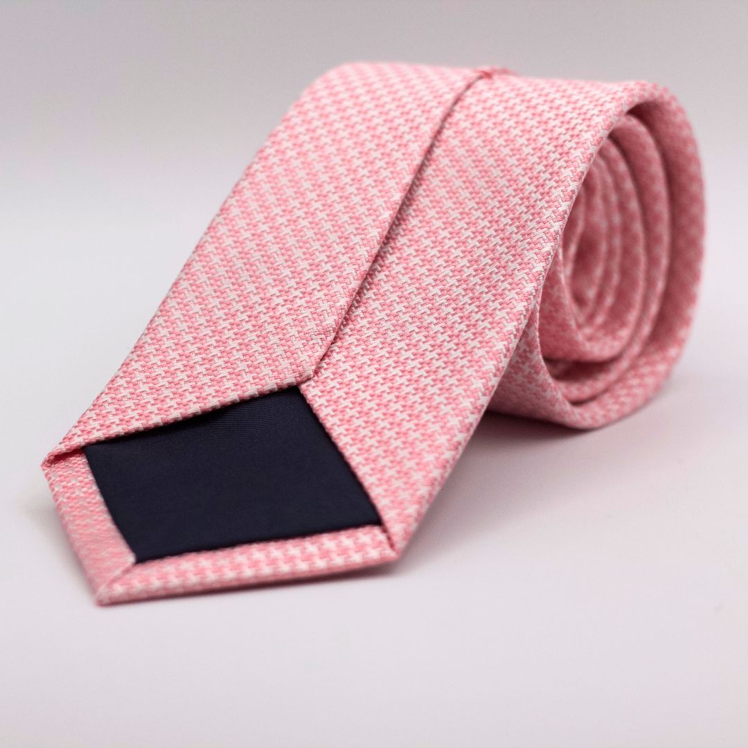 Holliday & Brown for Cruciani & Bella 100% Woven Jacquard Silk Tipped Pink and White Optical motif tie Handmade in Italy 8 cm x 150 cm