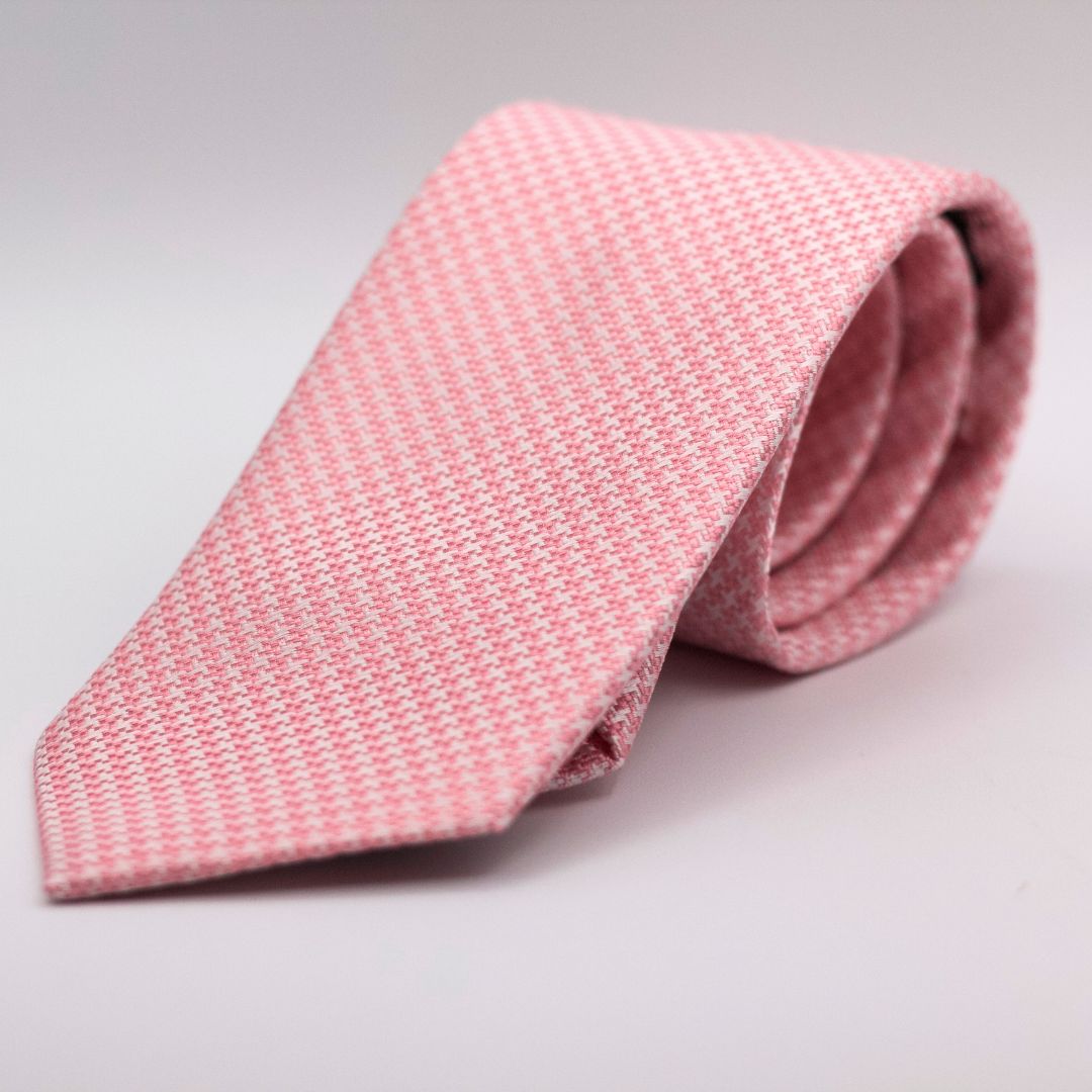 Holliday & Brown for Cruciani & Bella 100% Woven Jacquard Silk Tipped Pink and White Optical motif tie Handmade in Italy 8 cm x 150 cm