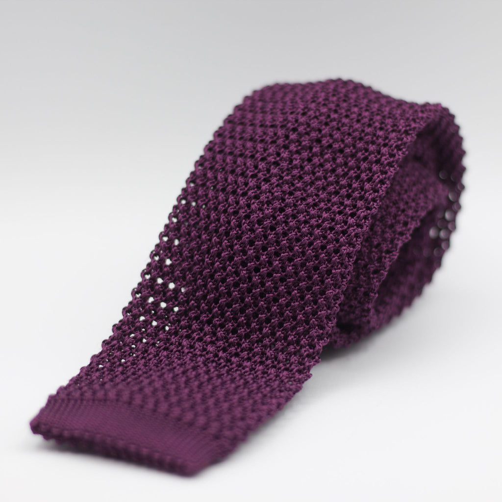 Holliday & Brown  100% Knitted Silk Handmade in Como, Italy Purple tie 6 cm x 145 cm