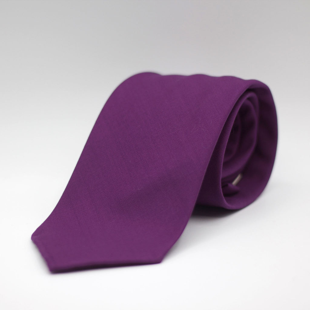Cruciani & Bella 100% Tasmania  Wool Unlined Hand rolled blades Purple Unlined Tie  Handmade in Italy 8 cm x 150 cm
