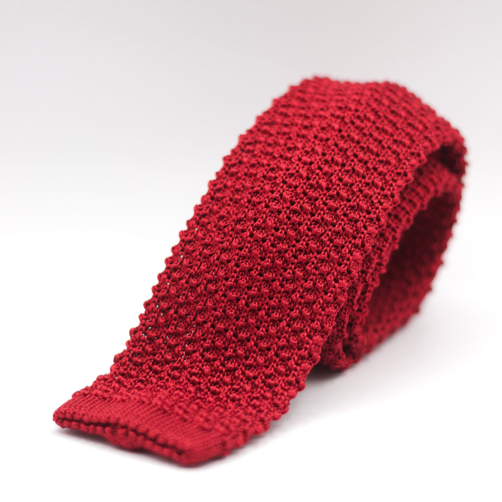Cruciani & Bella 100% Knitted Silk Red knitted tie Handmade in Italy 6 cm x 145 cm