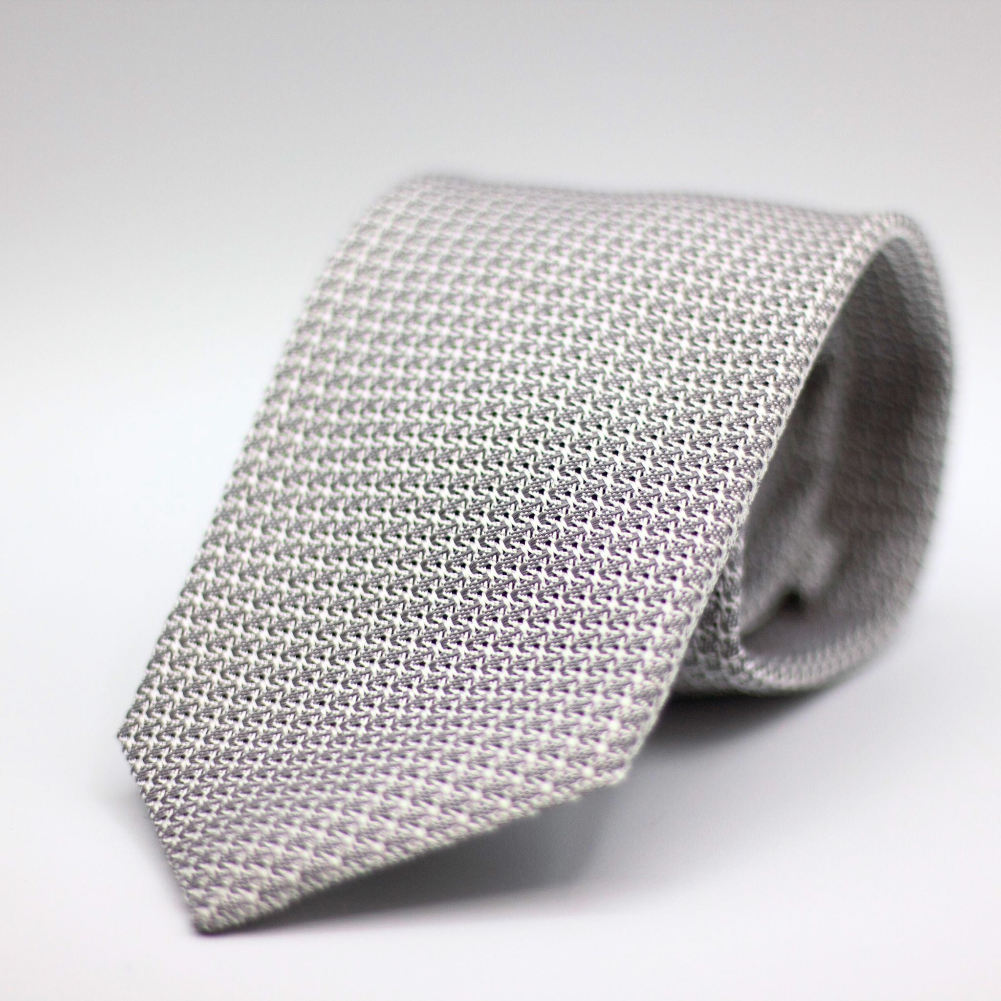 Cruciani & Bella 100% Silk Grenadine Garza Grossa Woven in Italy Tipped Silver plain tie Handmade in Italy 8 cm x 150 cm