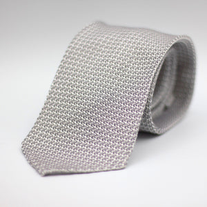 Cruciani & Bella 100% Silk Grenadine Garza Grossa Woven in Italy Unlined Hand rolled blades Silver unlined tie Handmade in Italy 8 cm x 150 cm