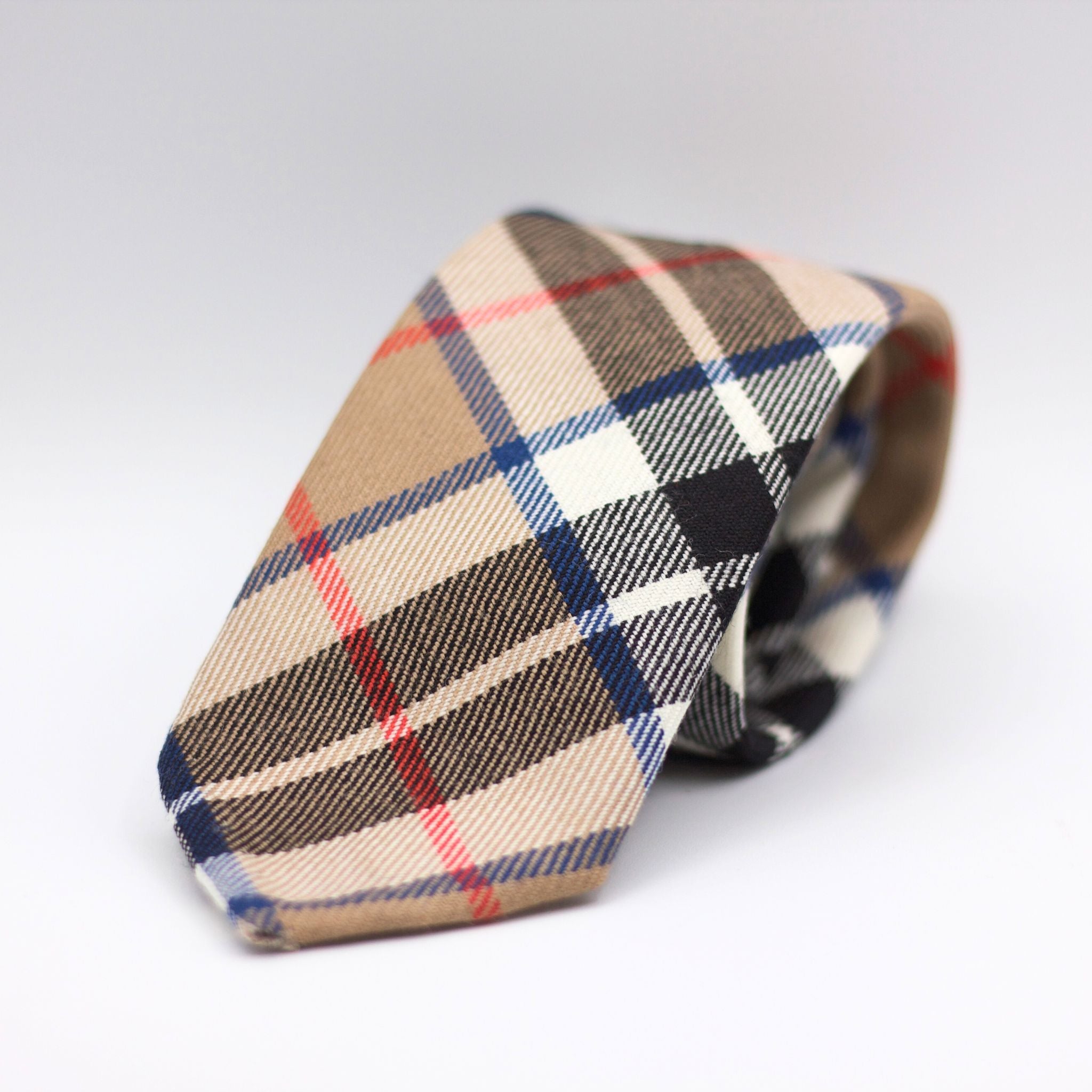 Cruciani & Bella 100% Italian Woven Wool Tartan Unlined Hand rolled blades Thomson Camel Modern Tartan Tie Handmade in Italy 8 cm x 150 cm