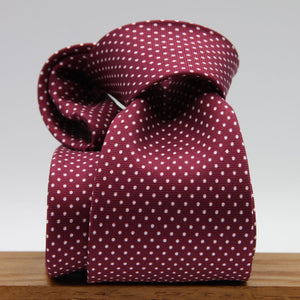 Cruciani &amp; Bella
100% Silk
Printed
Self-Tipped
Burgundy, White Pin Dots Tie
Handmade in Rome, Italy.
8 cm x 150 cm
#7802