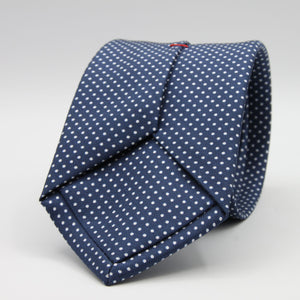 Cruciani &amp; Bella
100% Silk
Printed
Self-Tipped
Blue and White Pin Dots Tie
Handmade in Rome, Italy.
8 cm x 150 cm
#9302