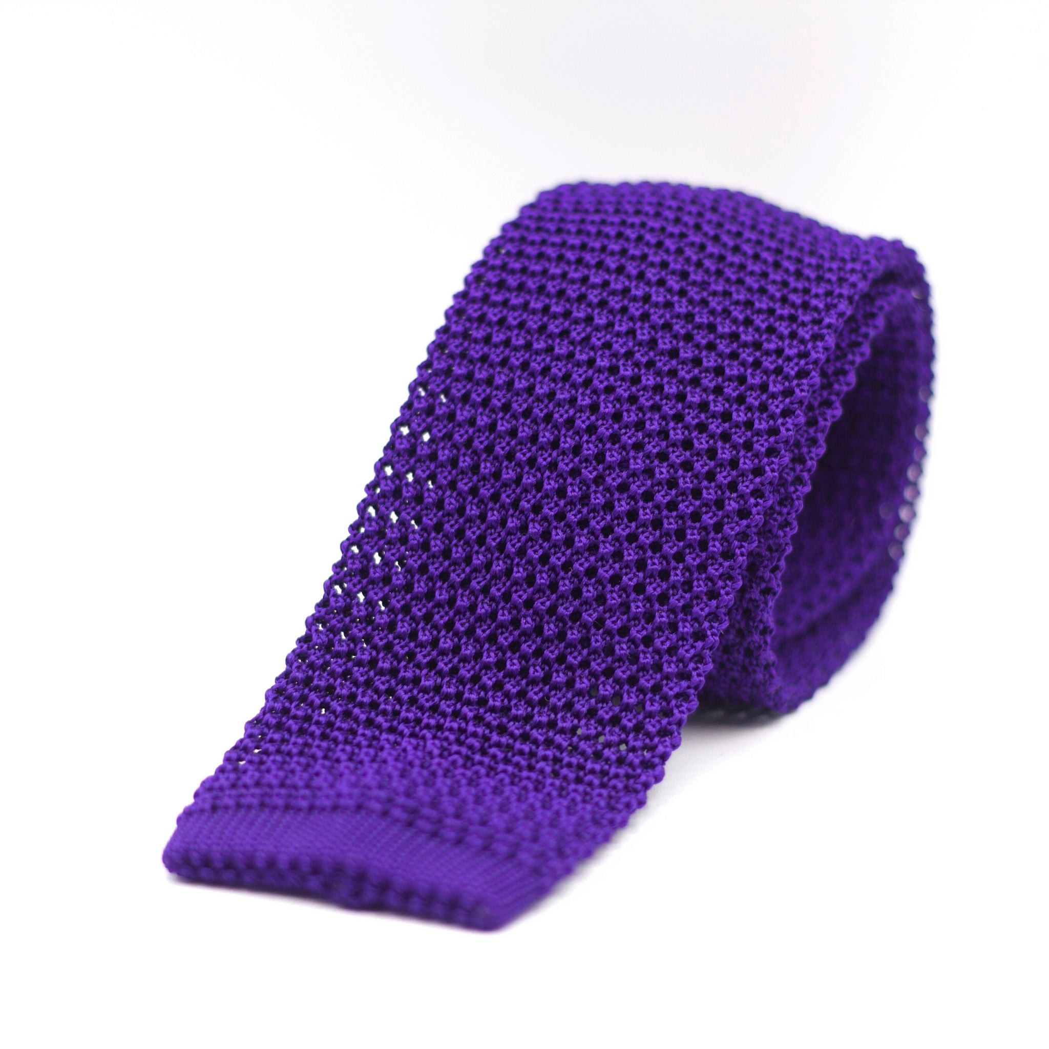 Cruciani & Bella 100% Knitted Silk Violet tie Handmade in Italy 6 cm x 147 cm