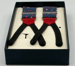 Cruciani &amp; Bella Suspender
Handmade in Italy&nbsp;
Adjustable Sizing
Madder Silk
35 mm Wide
Blue, Red and Light Blue Motif&nbsp;
Braid Ends
Y-Shaped
Nickel Fittings
Size Multifit Adjustable&nbsp;Length: 125cm (= 49 inch) Maximum

#10188