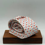Drake's for Cruciani &amp; Bella
100% Printed Silk&nbsp;
Self Tipped
White, Light Blue and Red Motif
Handmade in England
9,5 cm x 148 cm