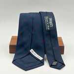 Drake's for Cruciani &amp; Bella
100%&nbsp; Woven Silk
Tipped
Blue and Fucsia dots
Handmade in London, England
9,5 cm x 149 cm