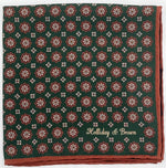 Holliday &amp; Brown
Hand-rolled&nbsp;&nbsp;
Holliday &amp; Brown for Cruciani &amp; Bella
100% Silk
Green, Light Brown and Beige
Double Faces
Motif&nbsp; Pocket Square
Handmade in Italy

32 cm X 32 cm
#10336