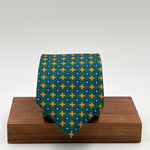 Cruciani &amp; Bella
100% Printed Silk&nbsp;
Tipped
Green, Orange, Blue and White Motif Tie
Handmade in Italy
8,5 cm x 148 cm
New Old Stock
#10452