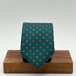 Cruciani &amp; Bella
100% Printed Silk&nbsp;
Tipped
Green, Light Blue and Red Motif Tie
Handmade in Italy
8,5 cm x 148 cm
New Old Stock
#10522