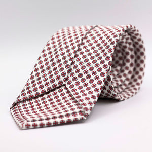 Holliday & Brown for Cruciani & Bella 100% printed Silk Self Tipped White, Red motif tie Handmade in Italy 8 cm x 150 cm