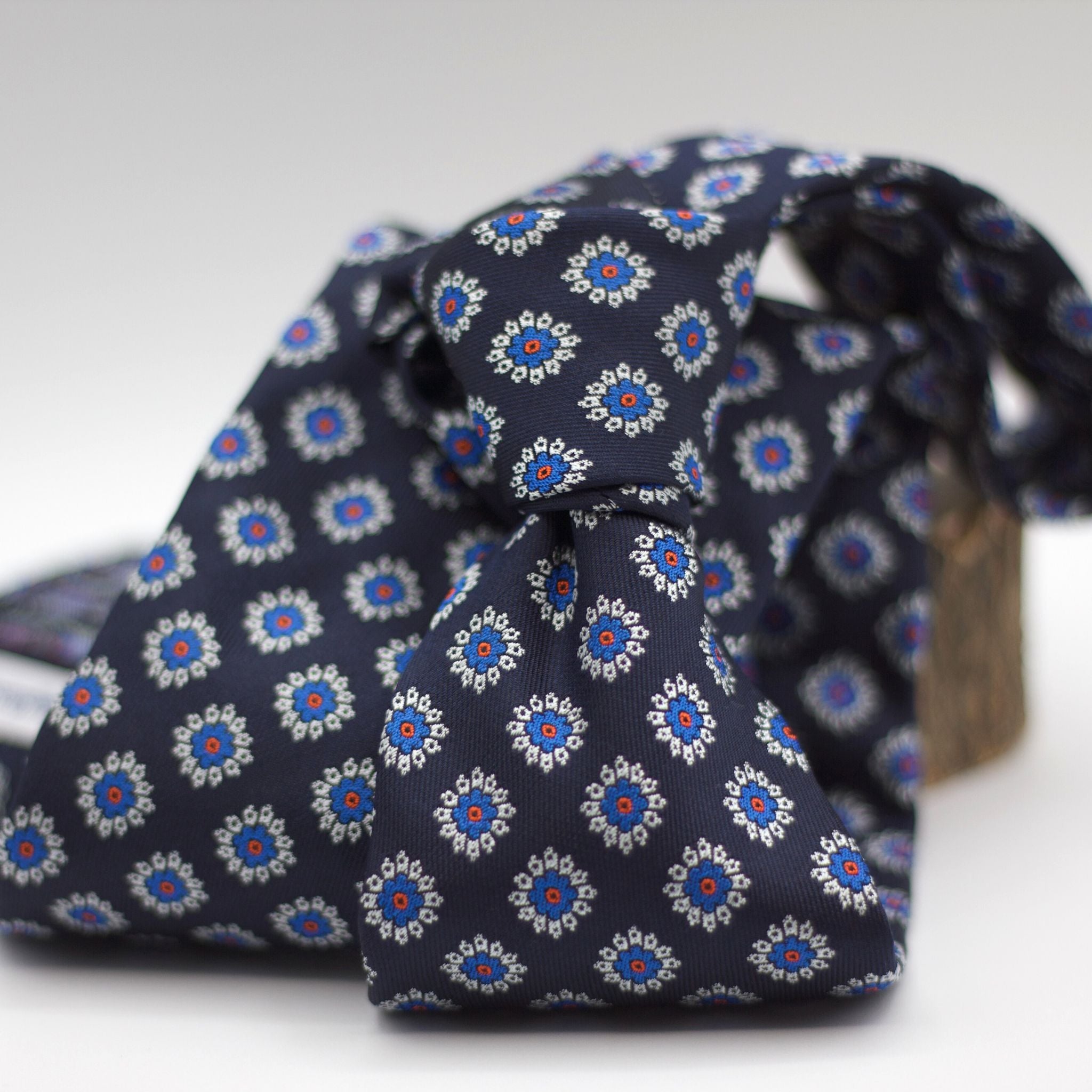 Cruciani & Bella 100% Woven Jacquard Silk Unlined Blue, Grey, light Blue and Red Unlined Tie Handmade in England 8 x 153 cm