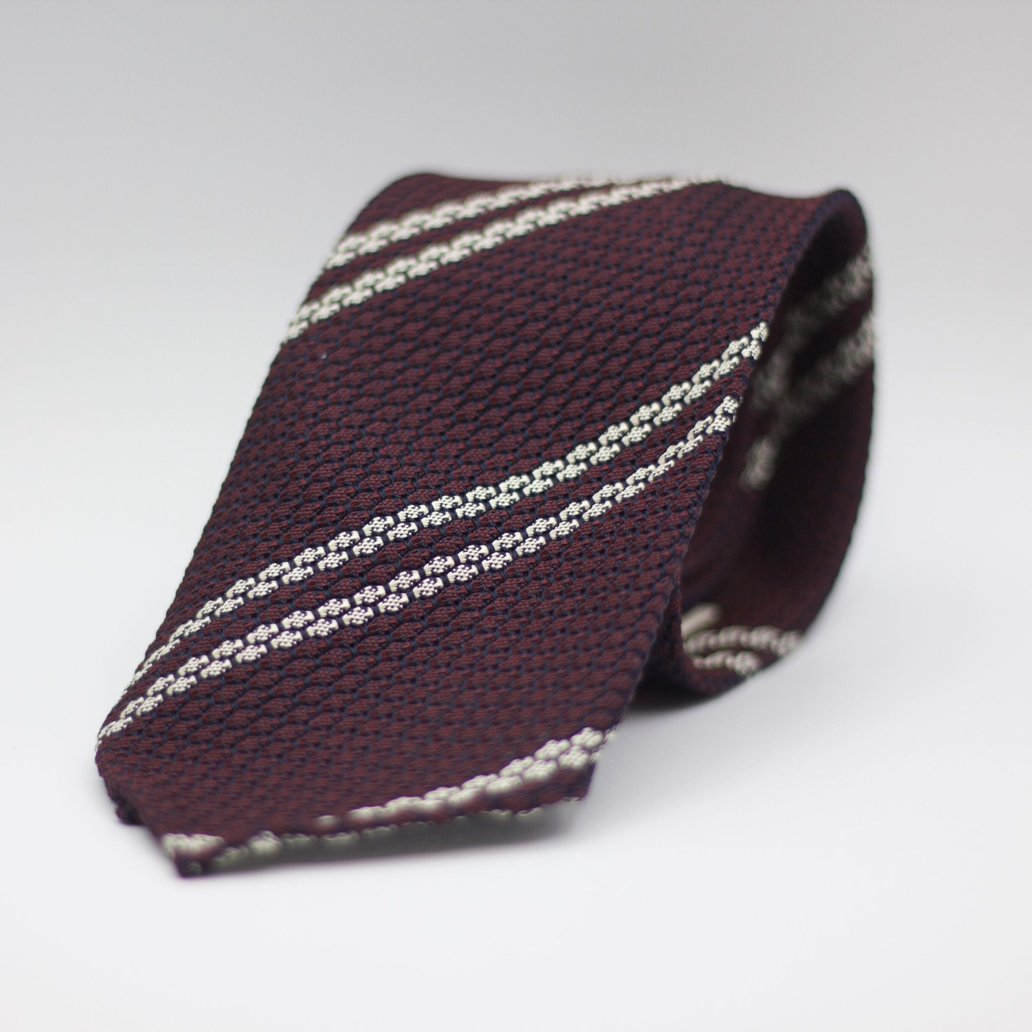 Cruciani & Bella 100% Silk Garza Grossa Woven in Italy Unlined Hand rolled blades Purple and White  Handmade in Italy 8 cm x 150 cm