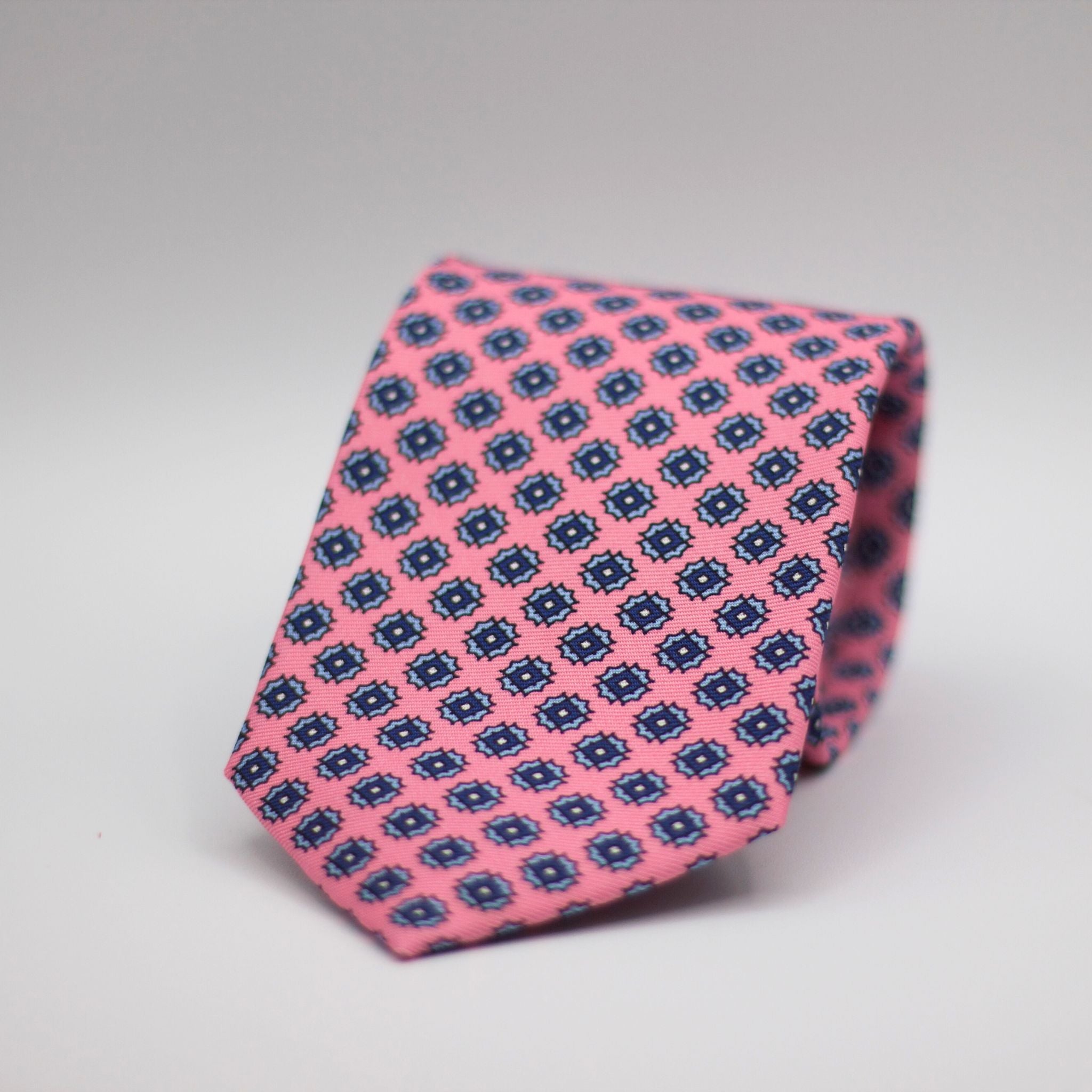 Holliday & Brown for Cruciani & Bella 100% printed Silk Self Tipped Pink with Navy and Light Blue motif tie Handmade in Italy 8 cm x 150 cm